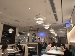 大堂-周渝食惦·酸菜鱼精致川菜(横岗店)