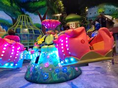 -蓝精灵乐园·世茂精灵之城主题乐园