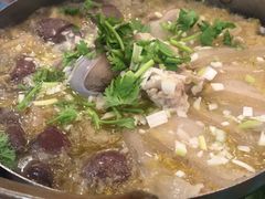 -闯关东东北农家菜(崂山石老人店)