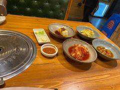 -草家酱蟹炭火烤肉店(珲春南路一店)