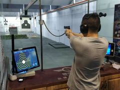 -都市枪神实弹射击俱乐部