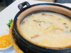 姬松茸花胶砂锅粥-潮州府·潮菜·砂锅粥(徐家汇店)