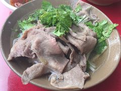 -谢老五跷脚牛肉·非遗传承店