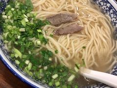-东大桥小国抻面烧烤(长通路店)