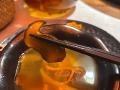 见手青-芸山季·云南山珍菌火锅(人民广场来福士店)