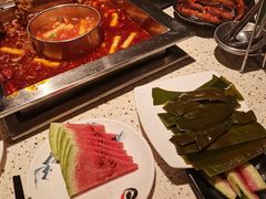 -二荆条·蜀鲜汇城市森林火锅
