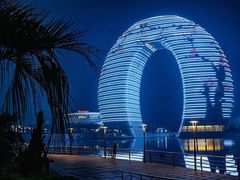 -湖州太湖旅游度假区-月亮广场