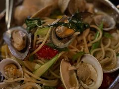 -SISTERS BAR RESTAURANT川意酒馆(嘉善老市H楼店)