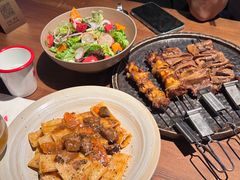 黑椒菠萝烤牛肋肉-硬舌酒肉(大悦春风里店)
