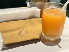 -静香HOUSE·全时段融合餐厅(七星欢乐颂店)