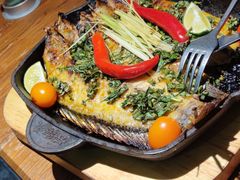 香茅草烤罗非鱼-云海肴·汽锅鸡·云南菜(美罗城店)