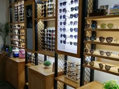 -LOGO眼镜·蔡司品牌折扣店(龙华清湖店)