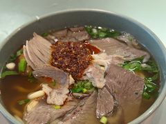-臻老板牛肉面(光华路SOHO店)