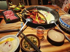 -周小明火锅(黑金冠社区店)