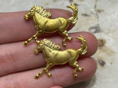 -华夏典当行(龙德广场店)