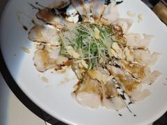薄切鲜鱼片-穹六人间 people 6(岳阳路店)