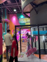 -欧酷世界动力星球(王府井奥莱UP TOWN店)