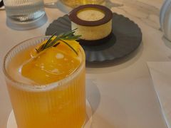 -潮一不贰·法式甜品·生日蛋糕·西式简餐(外滩店)