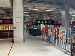 -花鸟鱼虫鲜花绿植市场(玉泉路店)