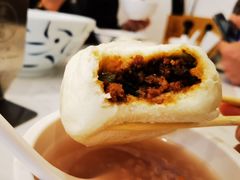 -李与白包子铺(桐梓林店)
