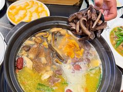 -野菌皇海景野生菌火锅(滨海大道店)