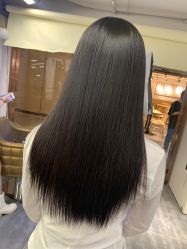 -MODEL'S HAIR