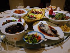 -顺峰海鲜酒楼(省府店)