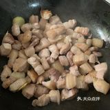 制作简单！浓油赤酱的红烧肉是人人都喜爱呀！