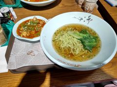 -哇蛙牛功夫面渝都料理(龙阳广场店)