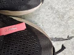 -京伟修鞋洗鞋奢侈品皮具护理店