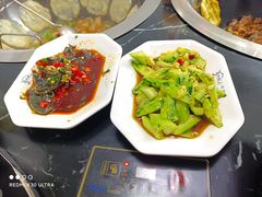 -六州府地锅鸡·农家菜·龙虾(未来科技城店)