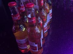 -温莎KTV(珠江路店)