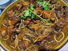 -老码头黑皮肘子锅包肉(赣水路店)