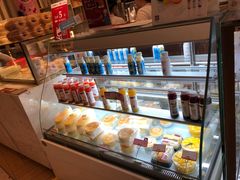面包甜点陈列柜-BreadTalk面包新语·烘焙蛋糕(高德置地春广场店)