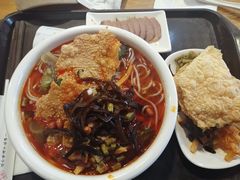 -水平有限螺蛳粉(宏达大厦店)
