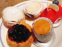 -咖啡苑自助餐厅·中国大饭店