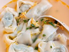 鸡汤荠菜大馄饨-小杨生煎(香港名都店)