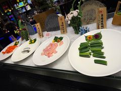 -四海一家自助餐(益田假日广场店)