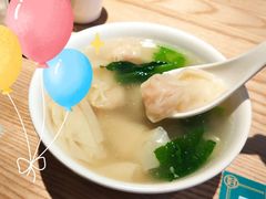 -诚铭记·虾仁汤包·成都小吃(融创店)