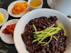 炸酱面-桃园中华料理炸酱面(燕儿岛路店)