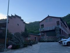 -石峰岩寺
