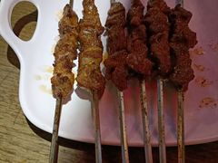 -街角等你.大连海鲜烧烤.经典铁板海鲜串(西安路店)