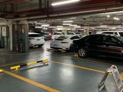 -日月光中心-停车场