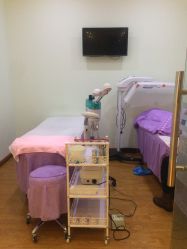 -苗方清颜专业祛痘养生