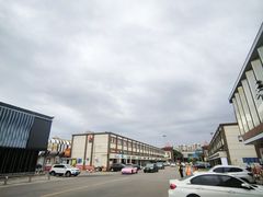 -上海杭州湾建材市场-停车场