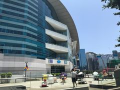 -香港回归祖国纪念碑