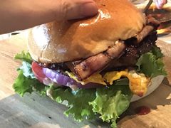招牌OZ牛肉汉堡&nbsp;Aussie&nbsp;Burger-Hurricane's Grill 飓风牛排