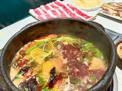 -贵府酸汤牛肉火锅·贵州老字号(飞山街店)