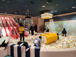 -奈尔宝家庭中心·亲子餐厅(北京东坝万达店)