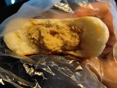 -沁屋面包店(人民东路店)